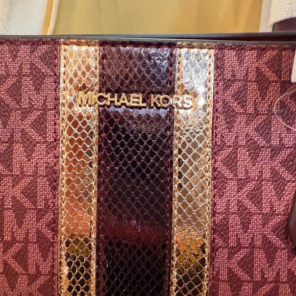 Michael Kors Shiela: Genuine/Authentic : Tote Large MF Tote - Picture 3 of 14